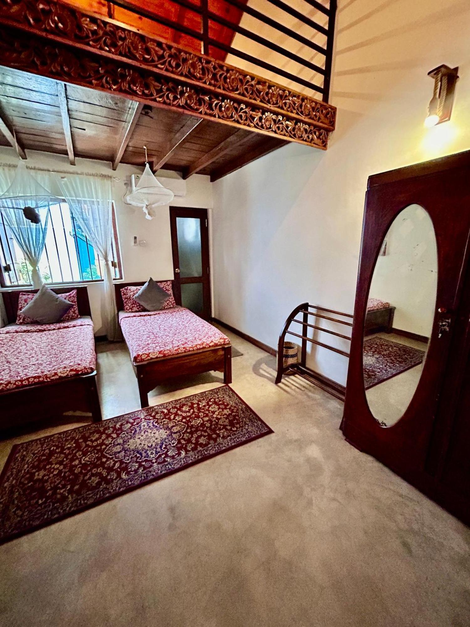 Colonial Residence แคนดี้ ภายนอก รูปภาพ