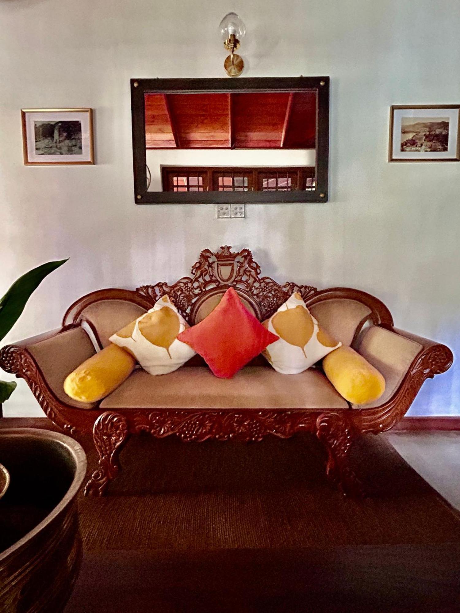 Colonial Residence แคนดี้ ภายนอก รูปภาพ